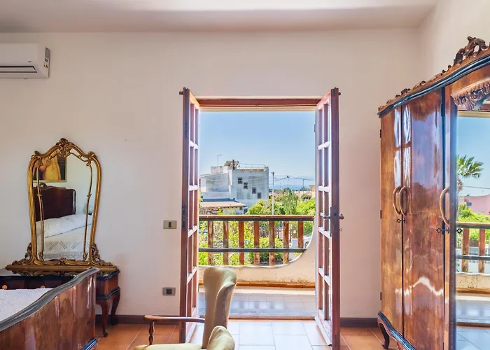 Villa 5' From The Sea, With Large Garden And Bbq Quartu SantʼElena