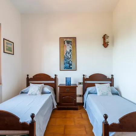 5' From The Sea, With Large Garden And Bbq Villa Quartu SantʼElena