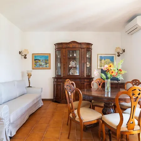 5' From The Sea, With Large Garden And Bbq Quartu SantʼElena