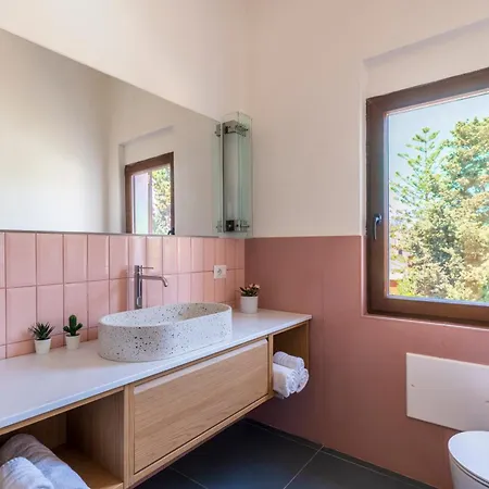 5' From The Sea, With Large Garden And Bbq Villa Quartu SantʼElena