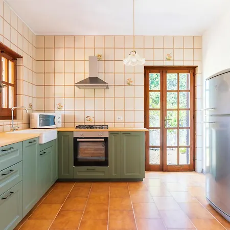 5' From The Sea, With Large Garden And Bbq * Quartu SantʼElena