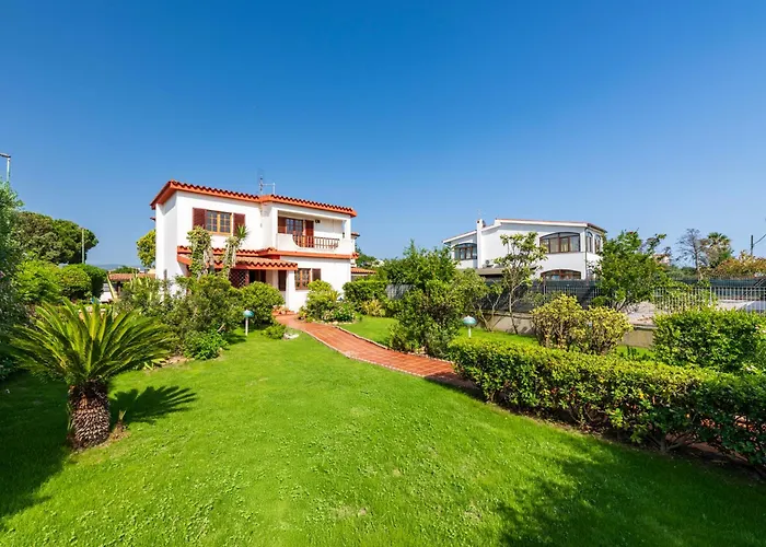 5' From The Sea, With Large Garden And Bbq Willa Quartu SantʼElena