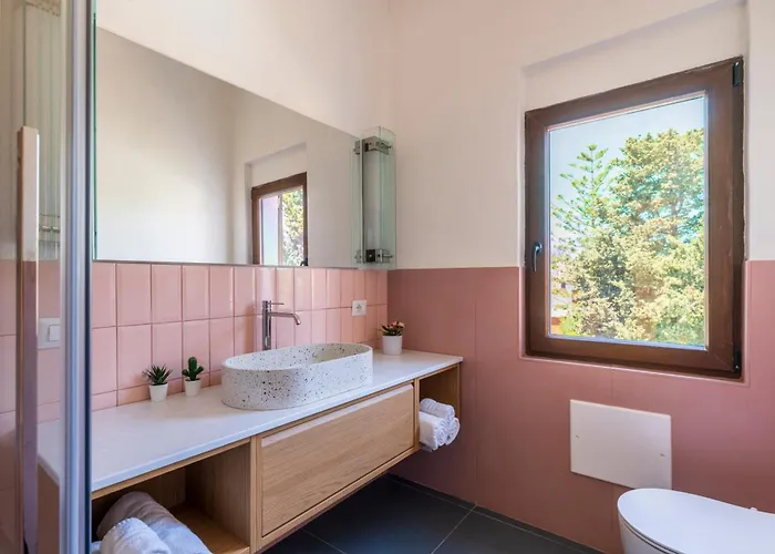 5' From The Sea, With Large Garden And Bbq Willa Quartu SantʼElena