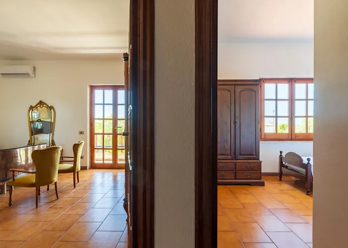 5' From The Sea, With Large Garden And Bbq Quartu SantʼElena
