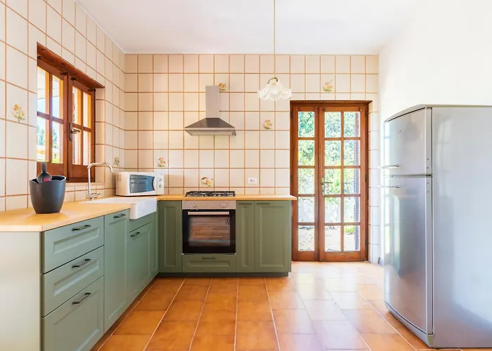 5' From The Sea, With Large Garden And Bbq * Quartu SantʼElena